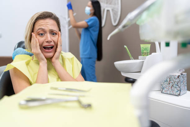 Best Emergency Tooth Extraction in Upper Ack, NY